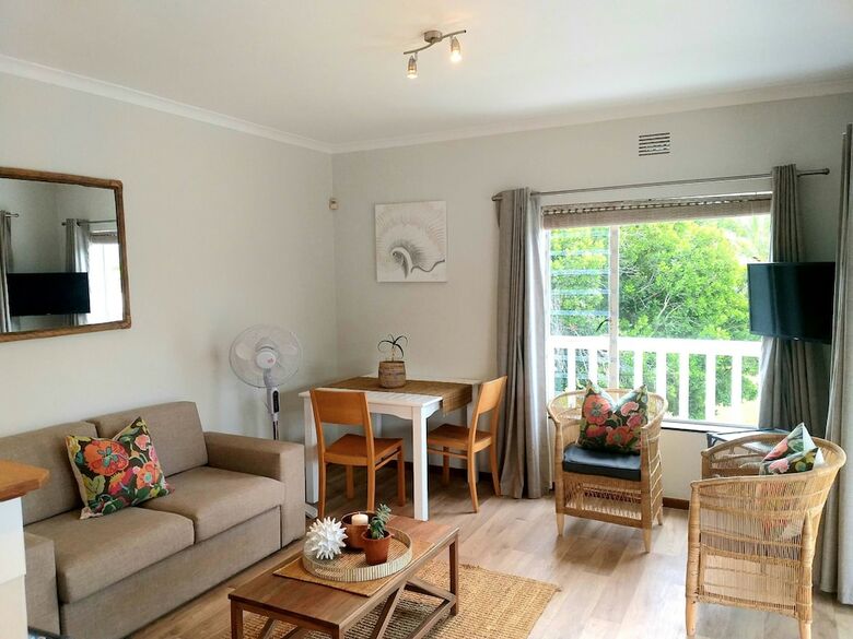 Hotel Lovemore Lodges Knysna