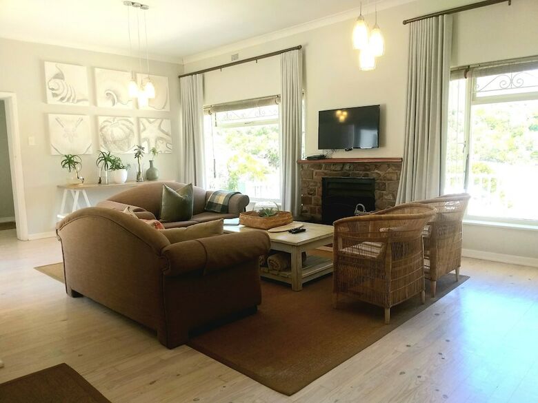 Hotel Lovemore Lodges Knysna