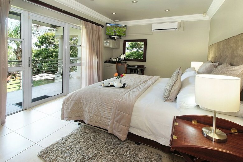 Hotel Ushaka Manor Guest House