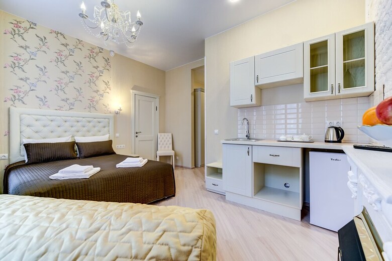 Hotel Guest Rooms At Marata 10