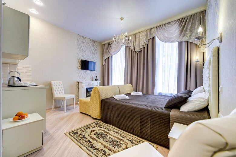 Hotel Guest Rooms At Marata 10