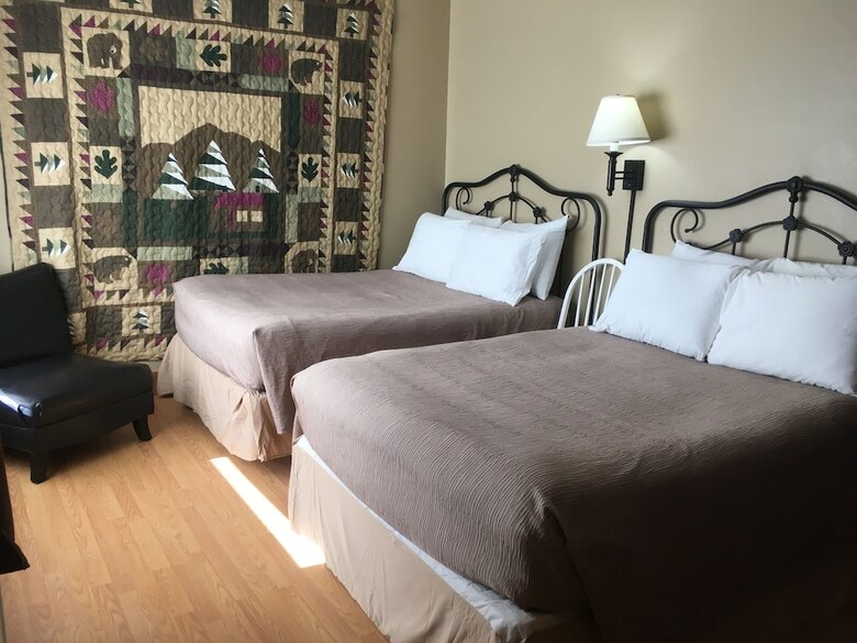 Hotel Glacier Basecamp Lodge