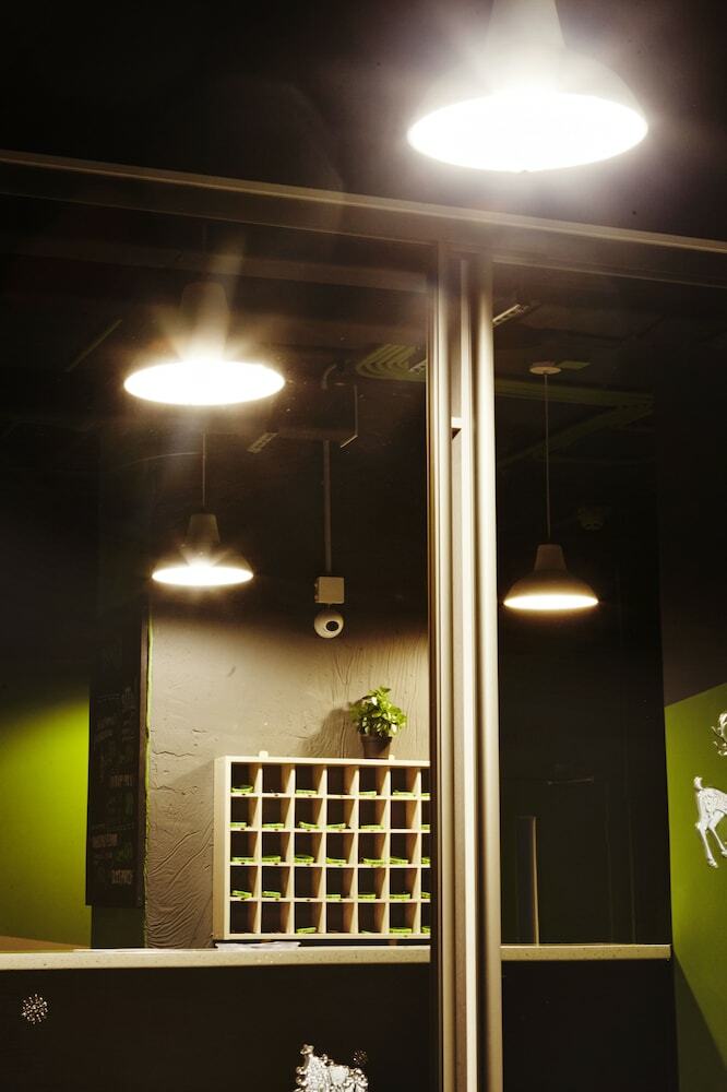 Capsule Hotel 47 Nebo