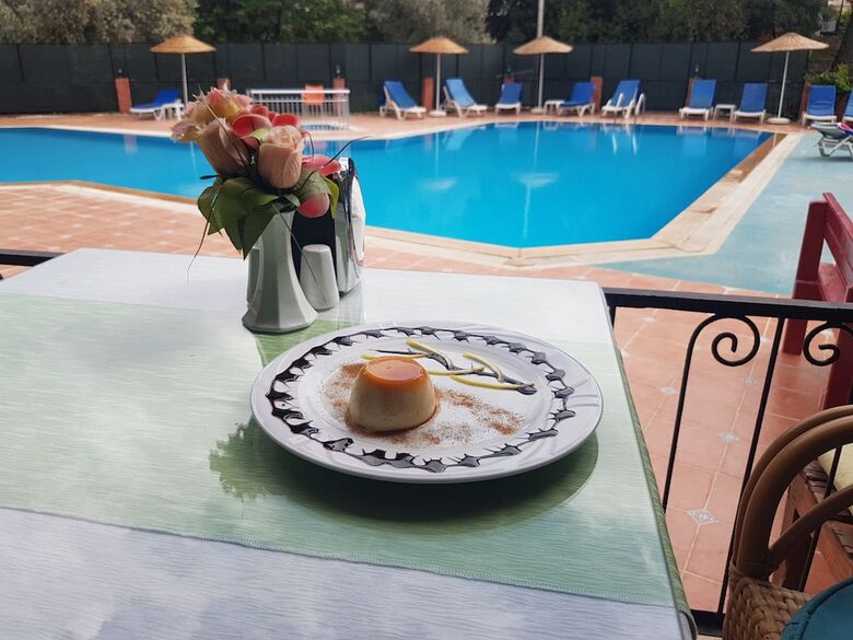 Tunacan Hotel