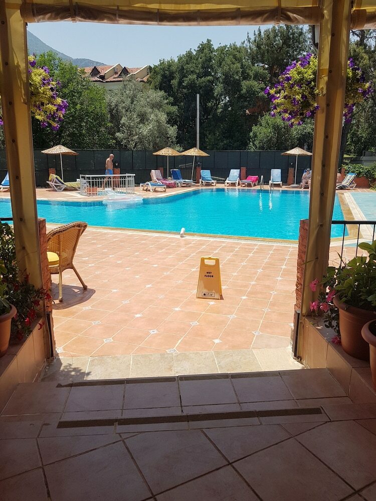 Tunacan Hotel