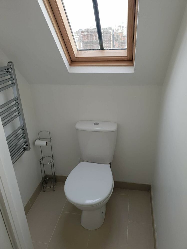 Central Windsor Apartments