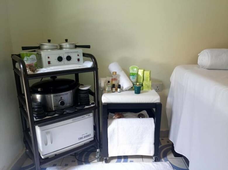 Mowicribs Hotel & Spa
