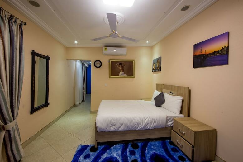 Hotel Bays Luxury Lodge