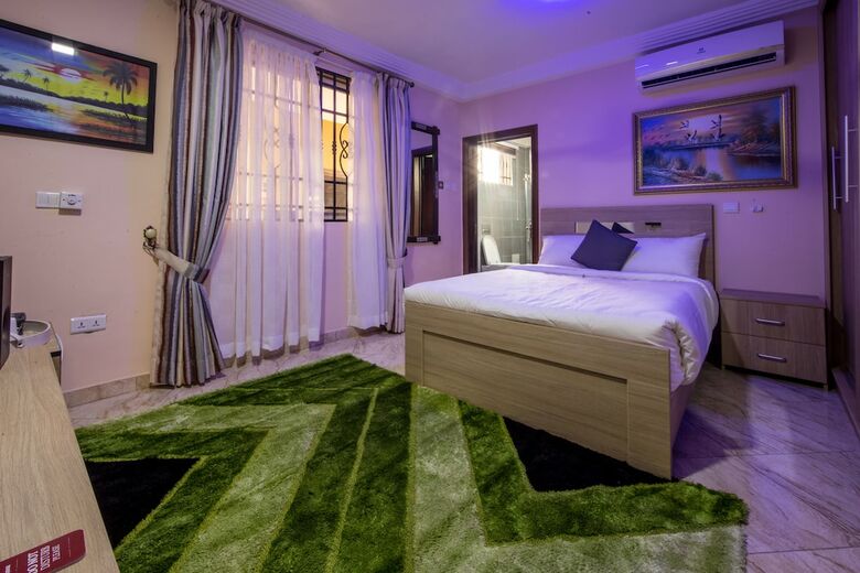 Hotel Bays Luxury Lodge