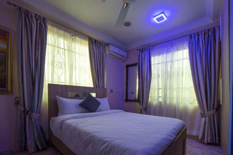 Hotel Bays Luxury Lodge