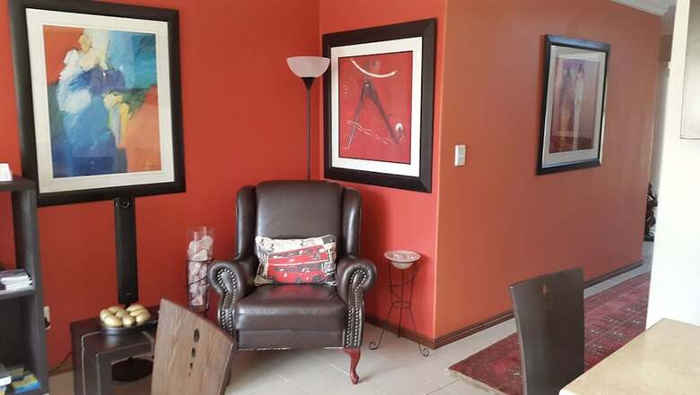 Hotel Crystalvilla Guesthouse - Adults Only