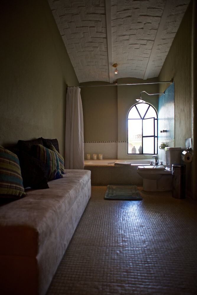 Hacienda Del Lago Boutique Hotel