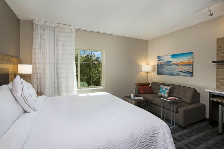 Aparthotel Towneplace Suites By Marriott Fort Myers Estero