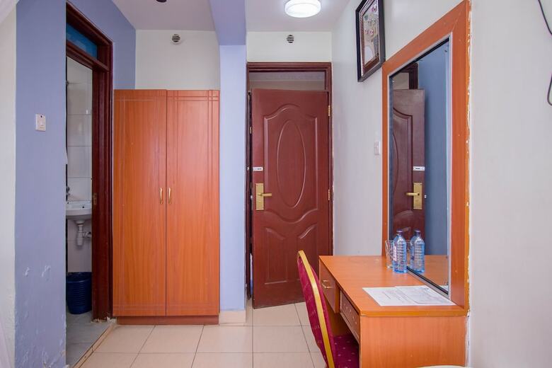Milestone City Hotel