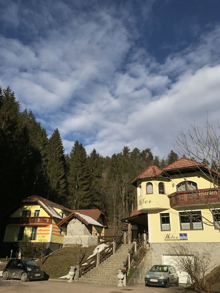 Hotel Guest House Hober