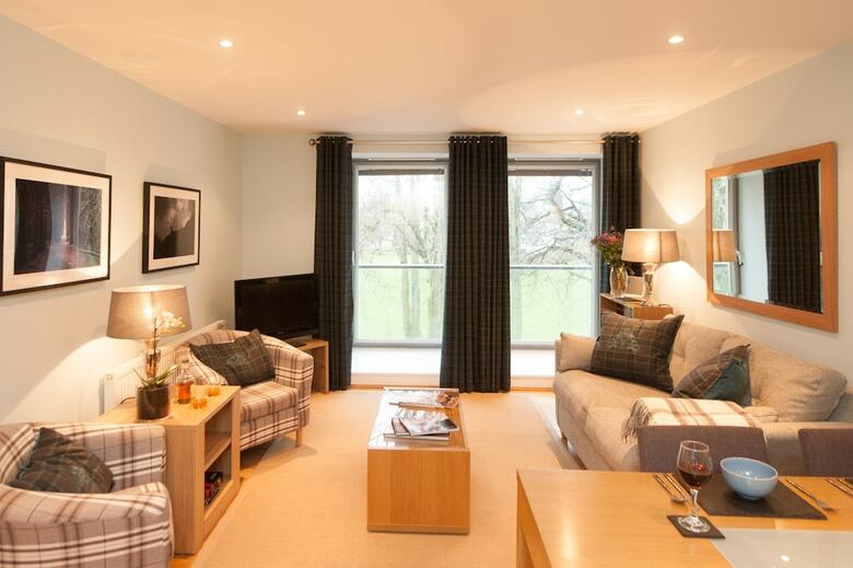 Glenwood Apartment