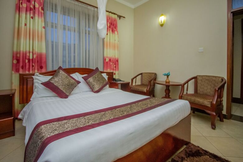 Jevine Hotel