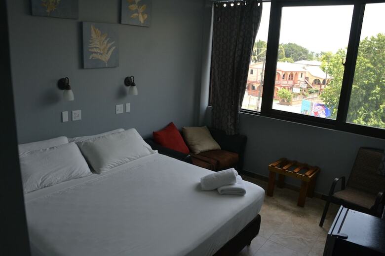 Maya Bella Downtown Hotel