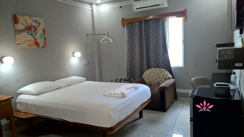 Maya Bella Downtown Hotel