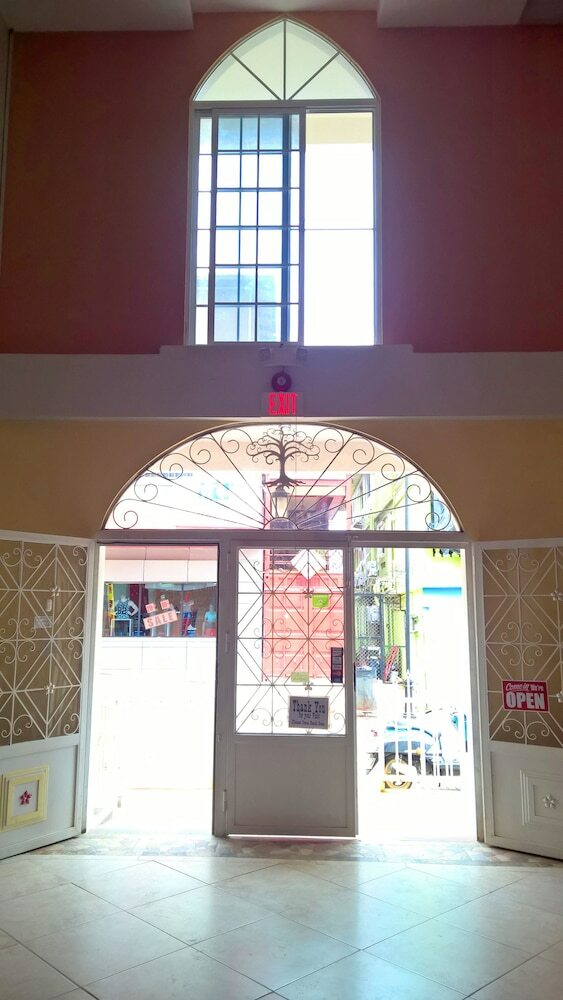 Maya Bella Downtown Hotel
