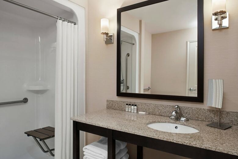 Delta Hotels By Marriott Guelph Conference Centre