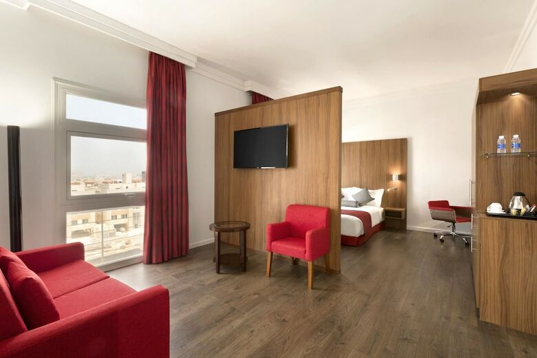 Hotel Ramada Encore By Wyndham Al Khobar Olaya