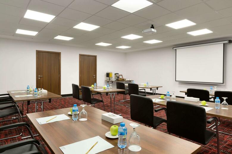 Hotel Ramada Encore By Wyndham Al Khobar Olaya