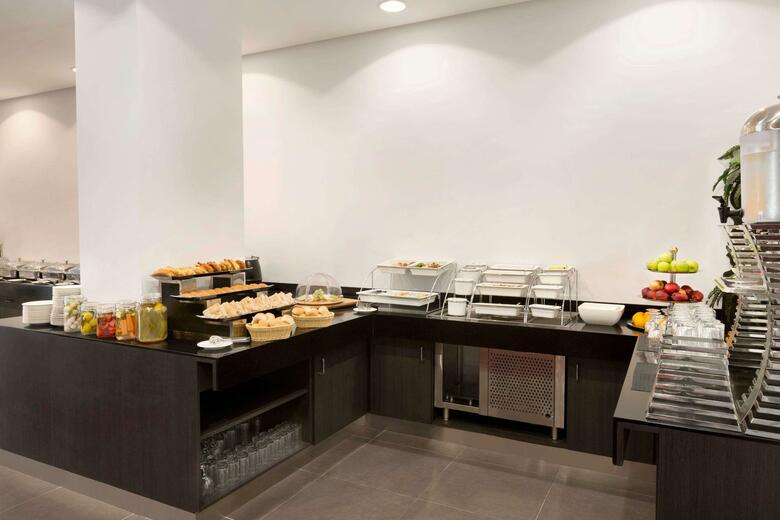Hotel Ramada Encore By Wyndham Al Khobar Olaya