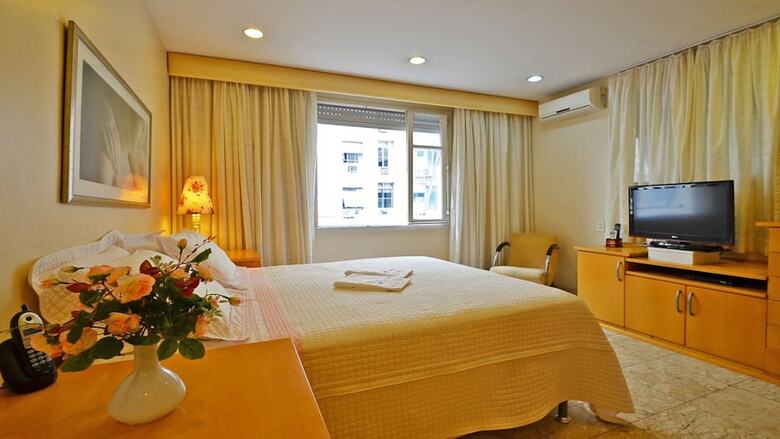 Mz Apartments Raul Pompeia