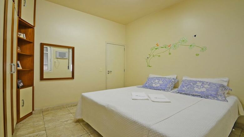Mz Apartments Raul Pompeia