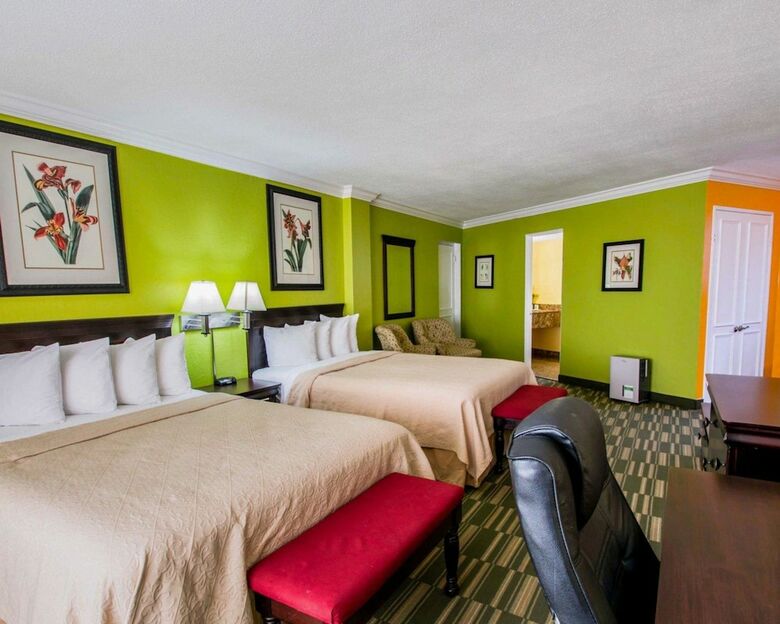 Hotel Quality Inn Oceanfront