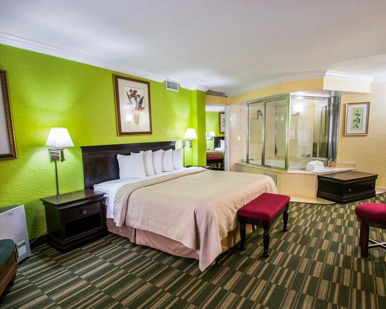 Hotel Quality Inn Oceanfront