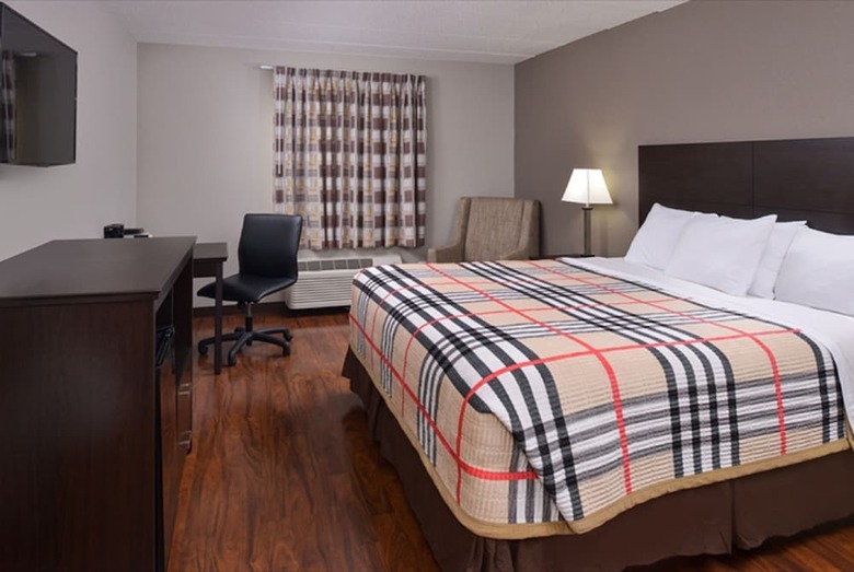 Motel Fairbridge Inn Express, Monroe City