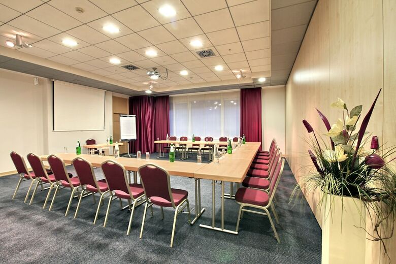 Hotel Holiday Inn Belgrade