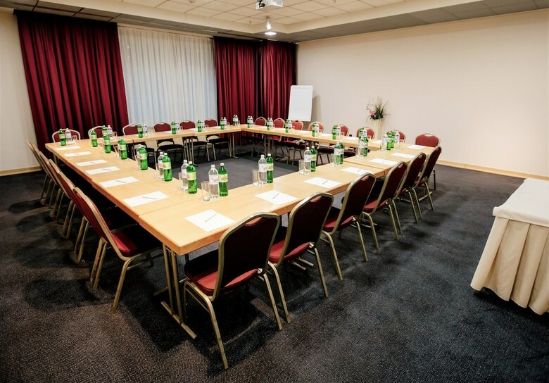 Hotel Holiday Inn Belgrade