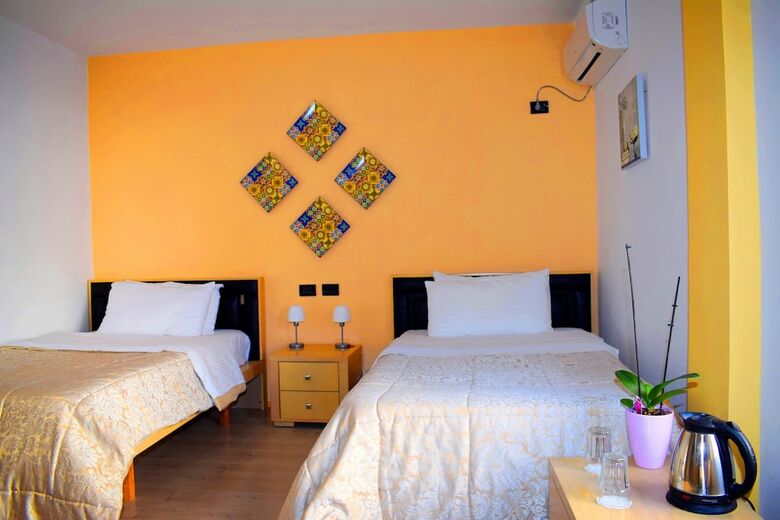 Royal Vila Hotel