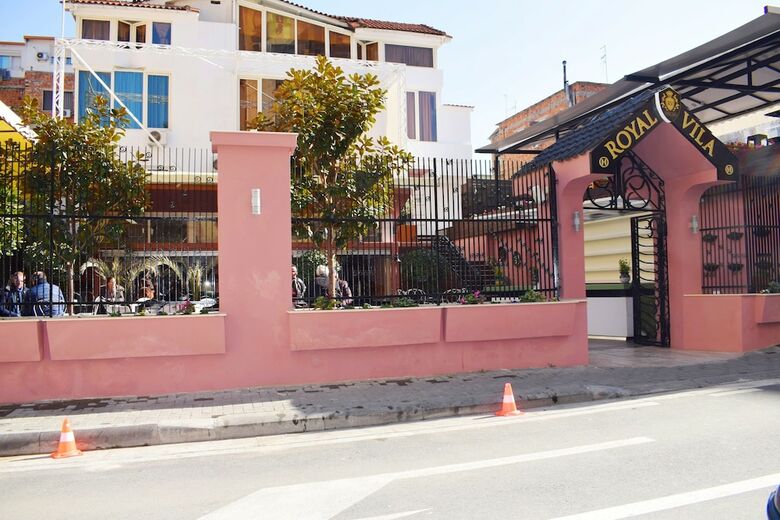 Royal Vila Hotel