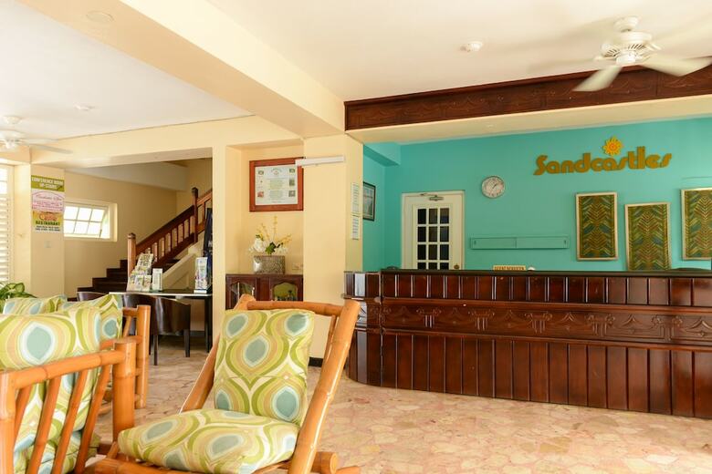Aparthotel Sandcastles Deluxe Beach Resort