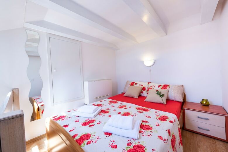 Hotel Cina Apartments
