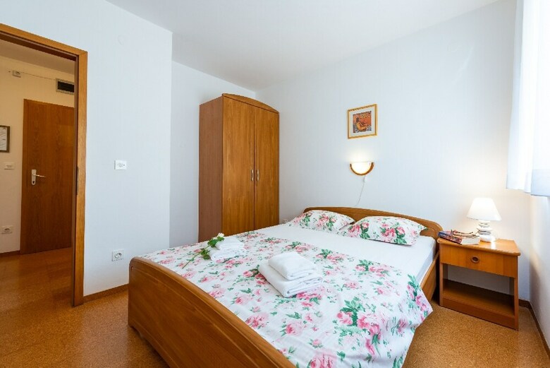 Hotel Cina Apartments