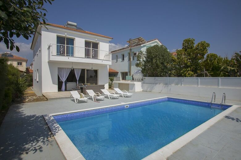 Mazotos Villa Iris