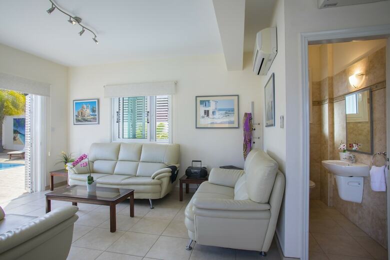 Protaras Villa Jovanna