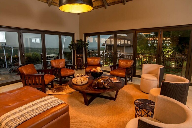 Posada Umzolozolo Private Safari Lodge