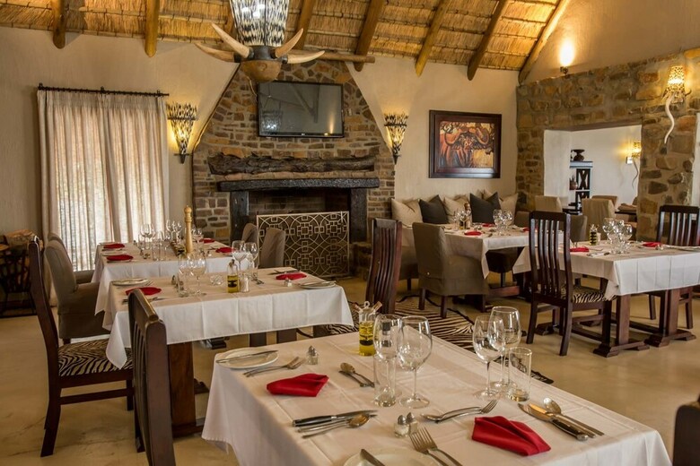 Posada Umzolozolo Private Safari Lodge
