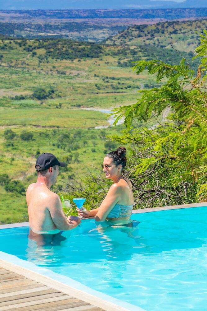 Posada Umzolozolo Private Safari Lodge