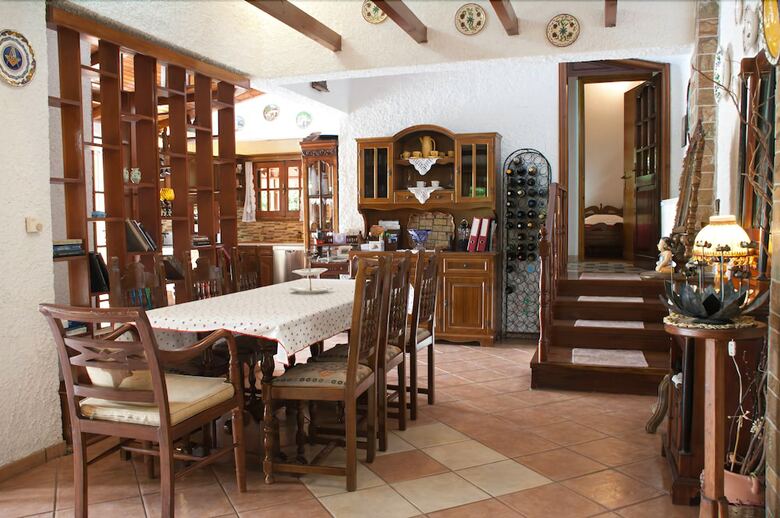 Georgie's Luxury Villa