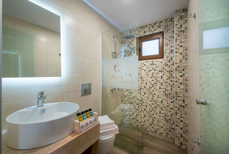 Hotel Yianna Caravel