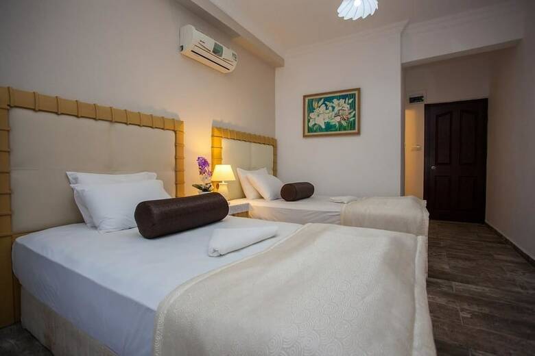 London Hotel