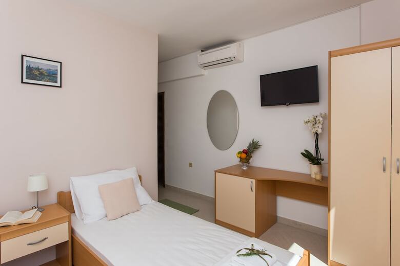 Hotel Guest House Rosa Bianca