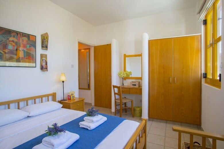 Protaras Dandelion Cottage